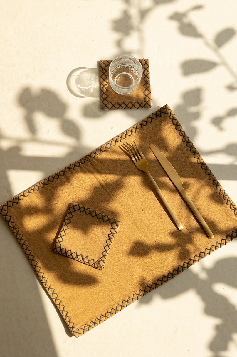 Alma – Place Mats – Set of Two